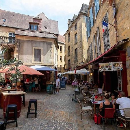 "Les Appartements De Betty A" Coeur Historique Sarlat-la-Canéda Dış mekan fotoğraf